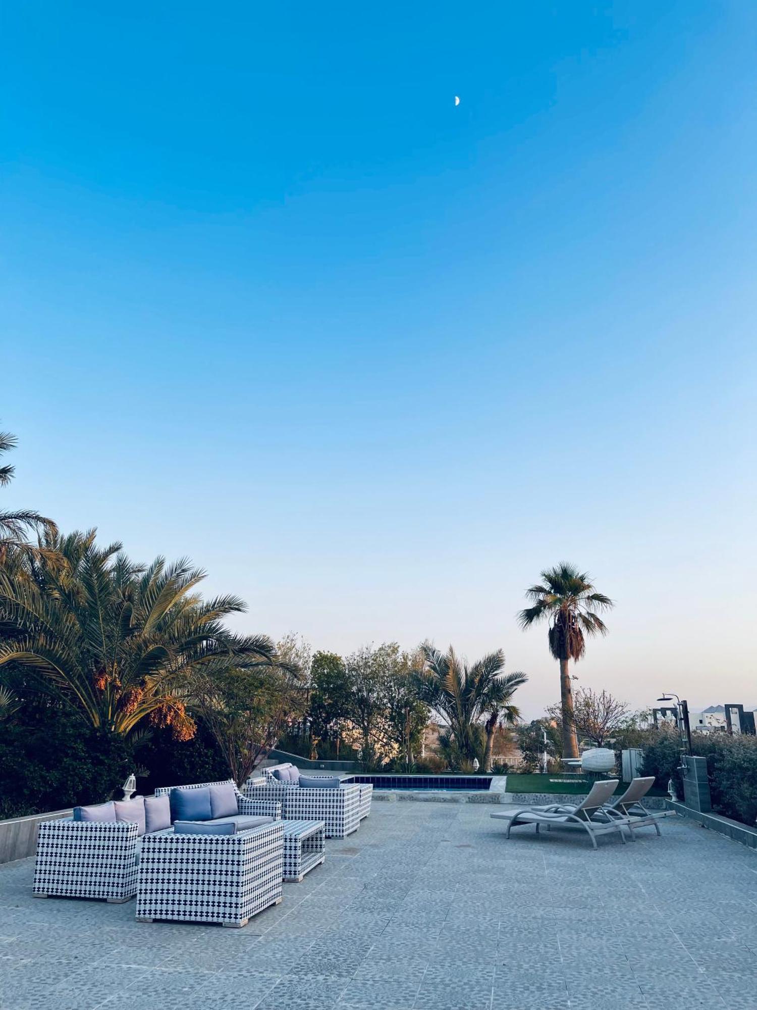 The Precious Guesthouse Sweimeh Exterior foto