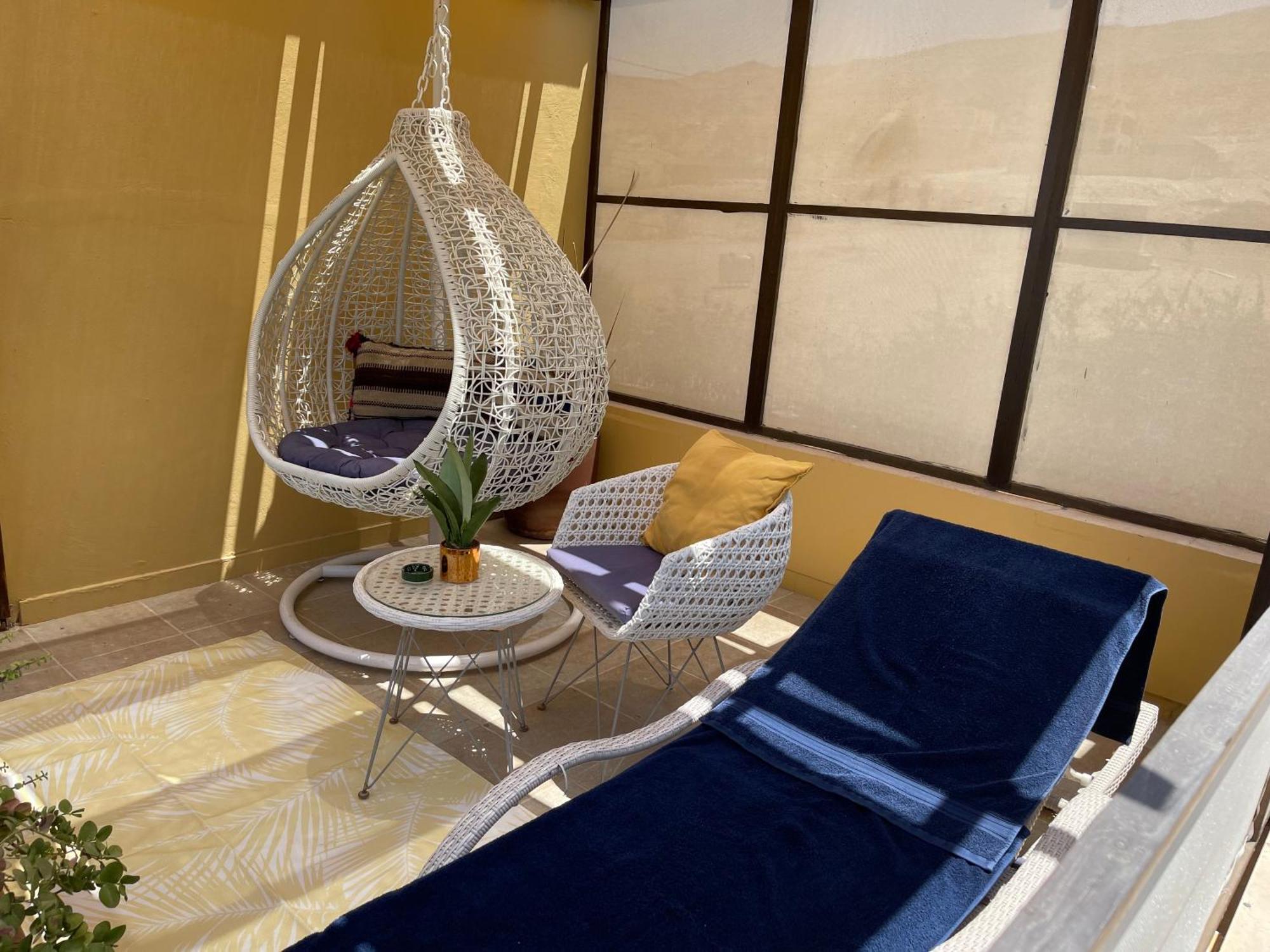 The Precious Guesthouse Sweimeh Exterior foto
